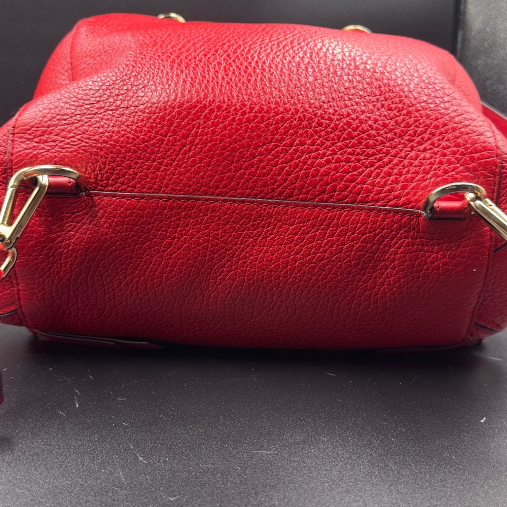Michael Kors Viv convertible backpack - Picture 6 of 11